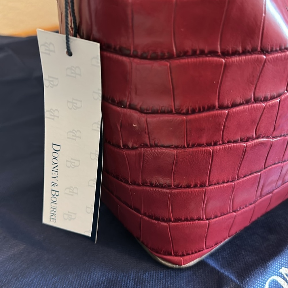 NWT ❤️ Dooney & Bourke Oakdale Paige Crossbody/Hobo Bag - Picture 6 of 8